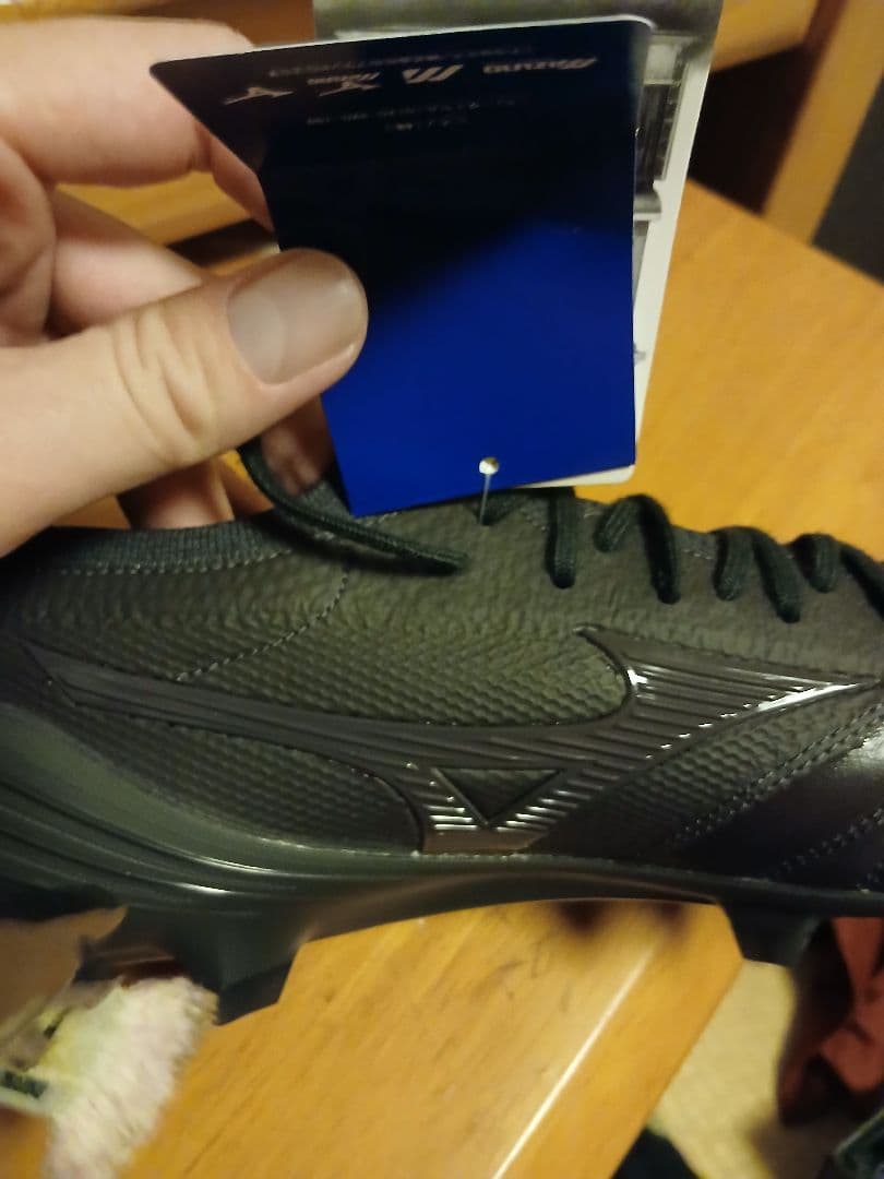 サッカースパイク モレリアネオ4β LTD