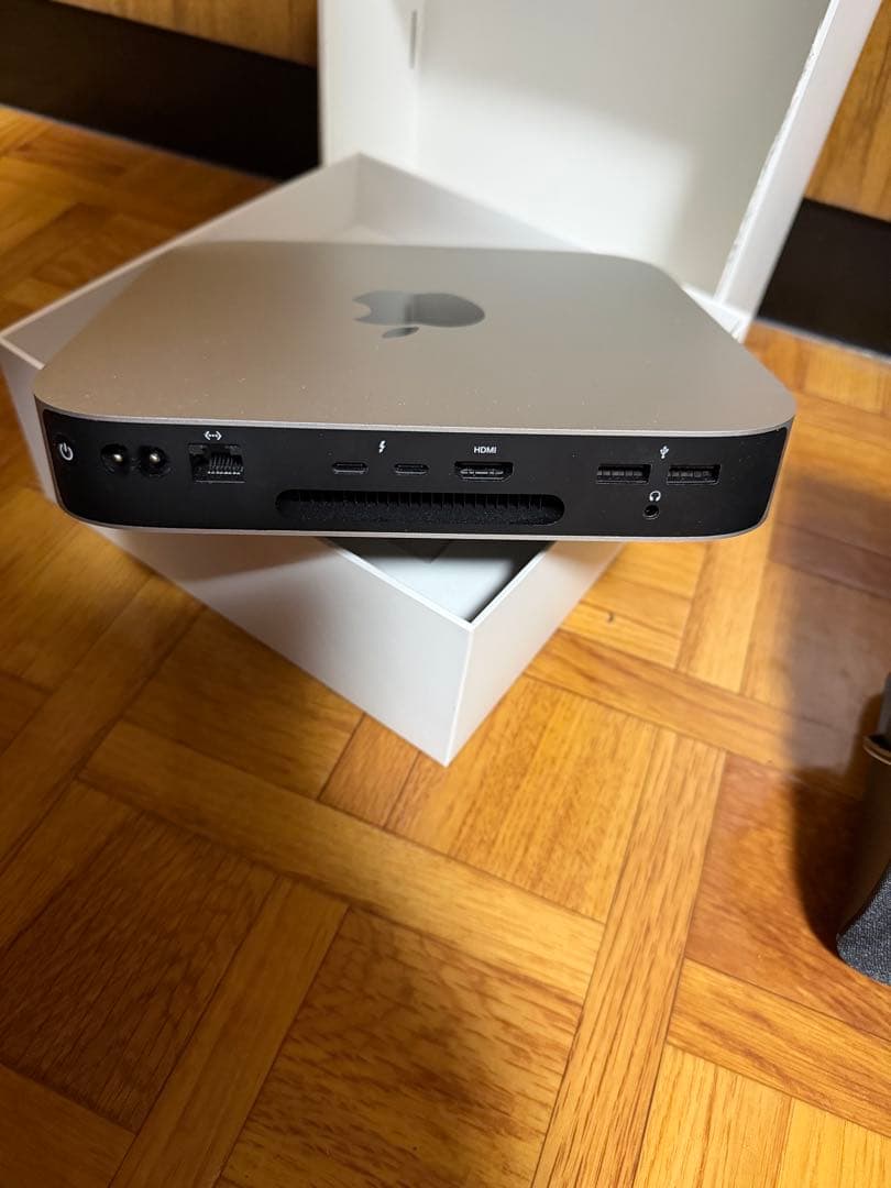 ミニPC MAC MINI M2 , 256GB , 8GB