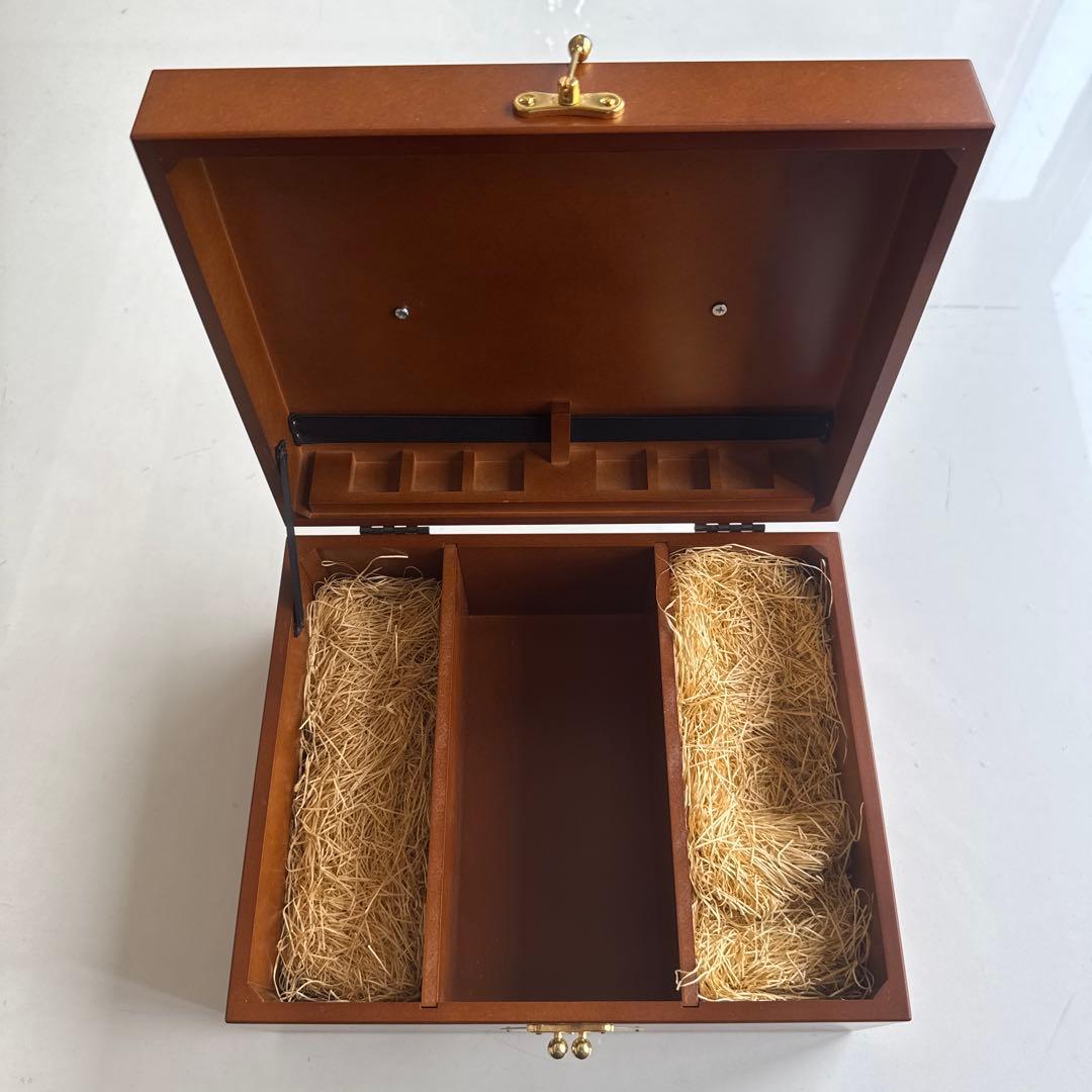 靴固定台付シューケアボックス