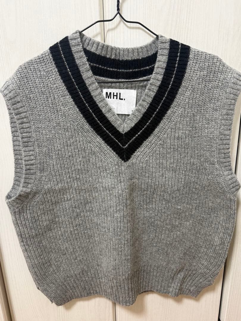 MHL. グレー ニットベスト サイズⅡ