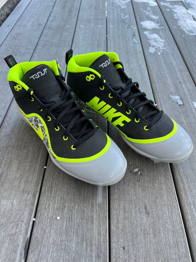 ナイキ 野球スパイク トラウト4 28.5cm