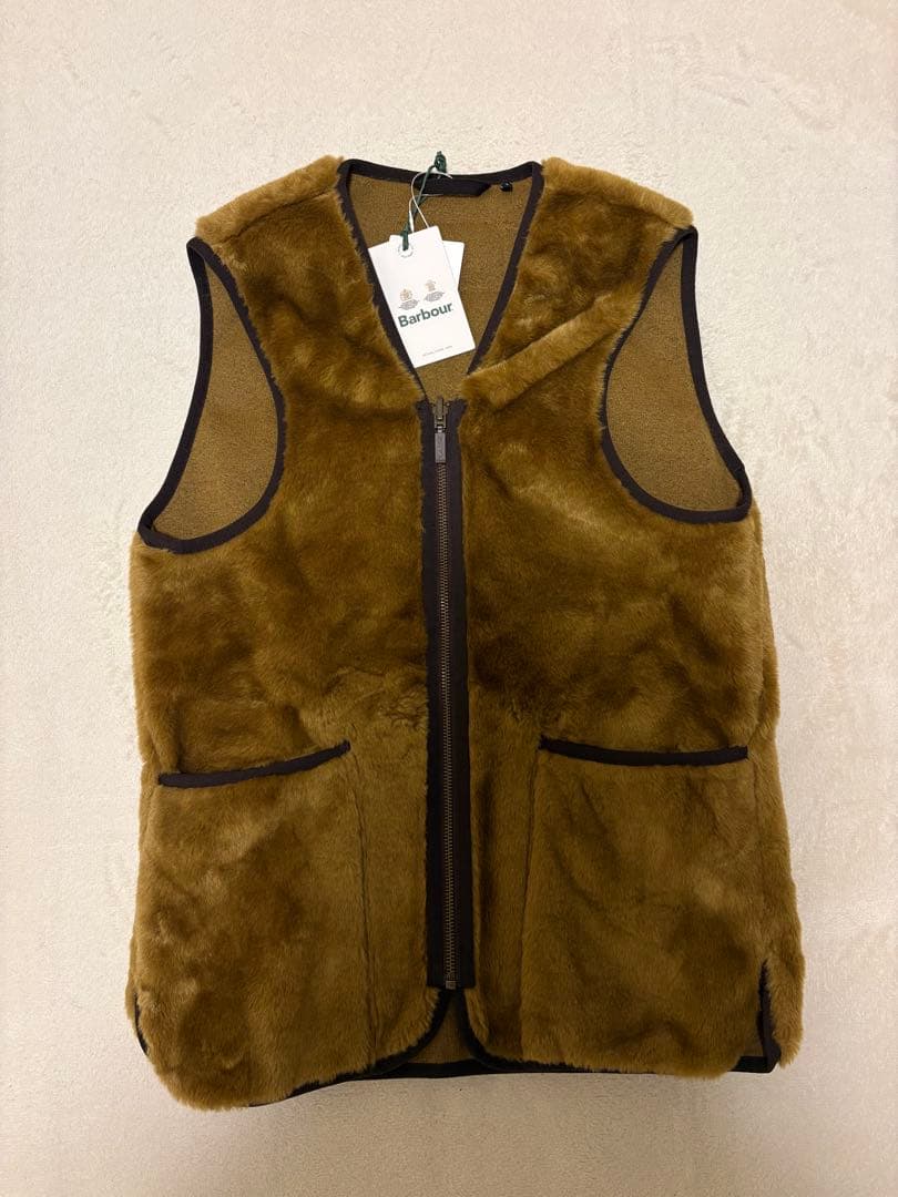 【1/10まで】Barbour ファー ベスト 34サイズ（ブラウン）
