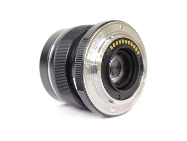 広角レンズ　OLYMPUS M.ZUIKO DIGITAL 20mm F2