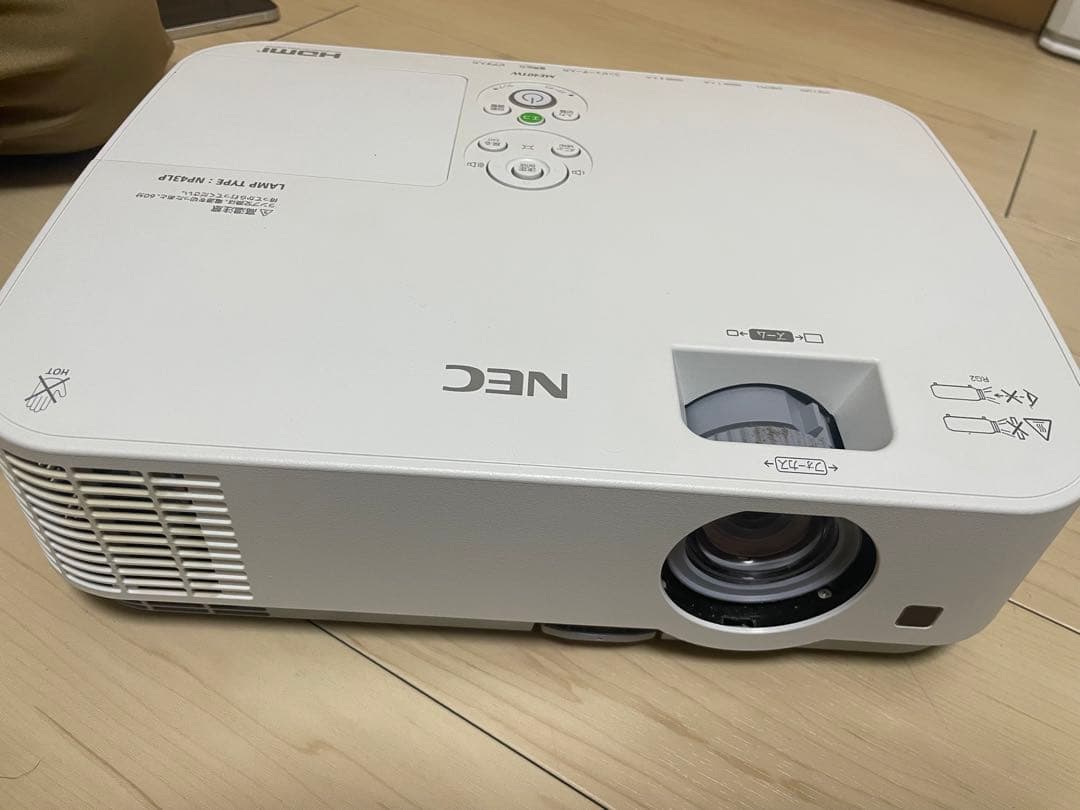 NEC ME401W プロジェクター本体