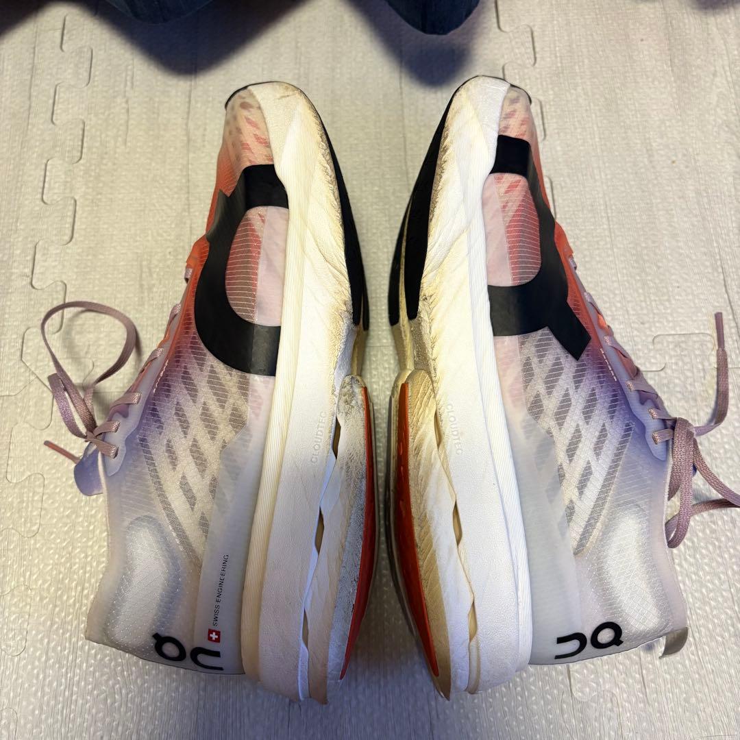 スパイク・シューズ On cloudboom Strike / 27.5cm