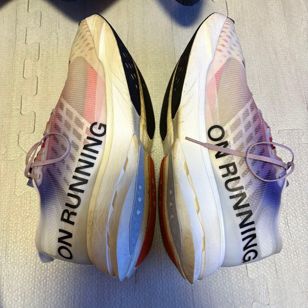 スパイク・シューズ On cloudboom Strike / 27.5cm