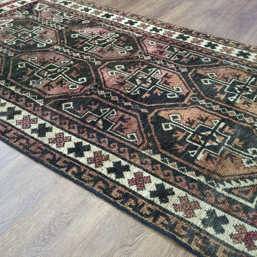 トライバルラグ　バルーチ　ヴィンテージラグ　手織り絨毯　アフガニスタン