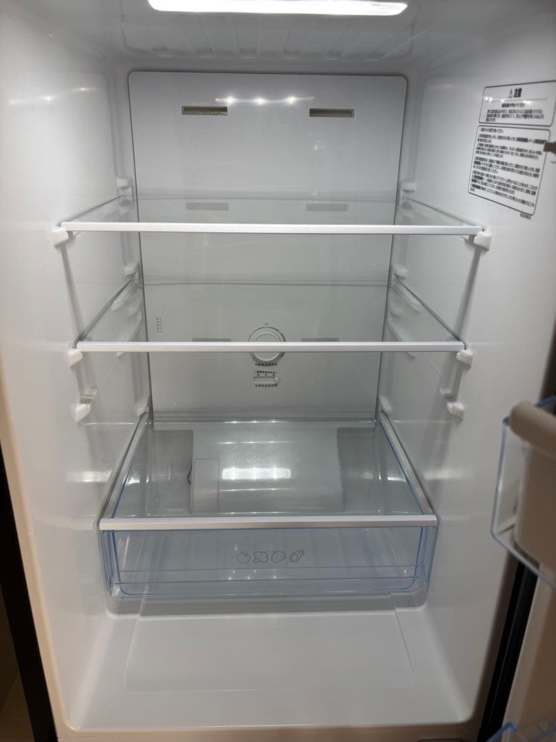 2024製Hisense（ハイセンス）冷蔵庫 162L 10月迄の保証書付き