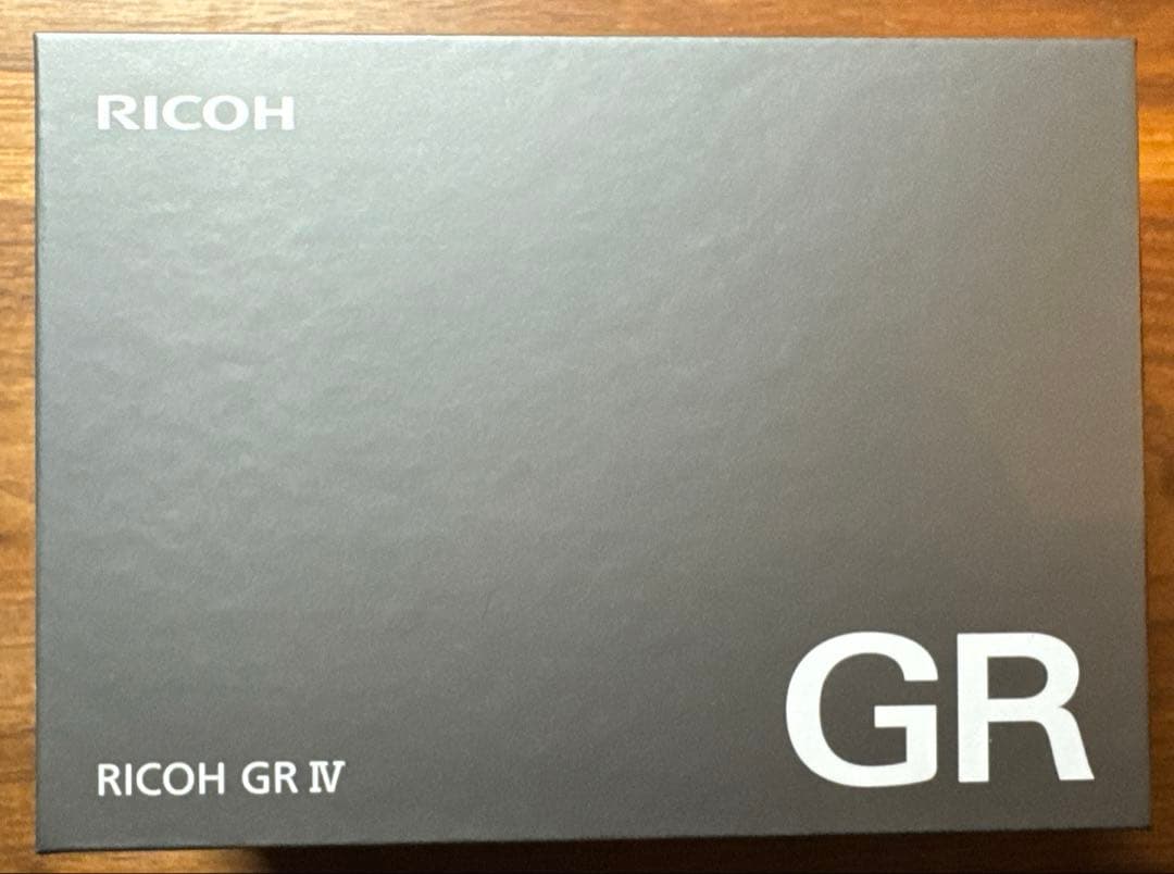 【新品・未使用】RICOH GR IV コンパクトデジタルカメラ