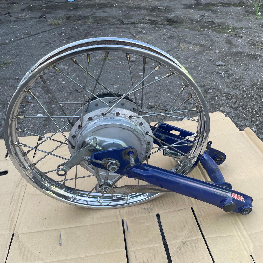 ホンダ純正　スーパーカブ　プレスカブ　デカドラム　スイングアーム