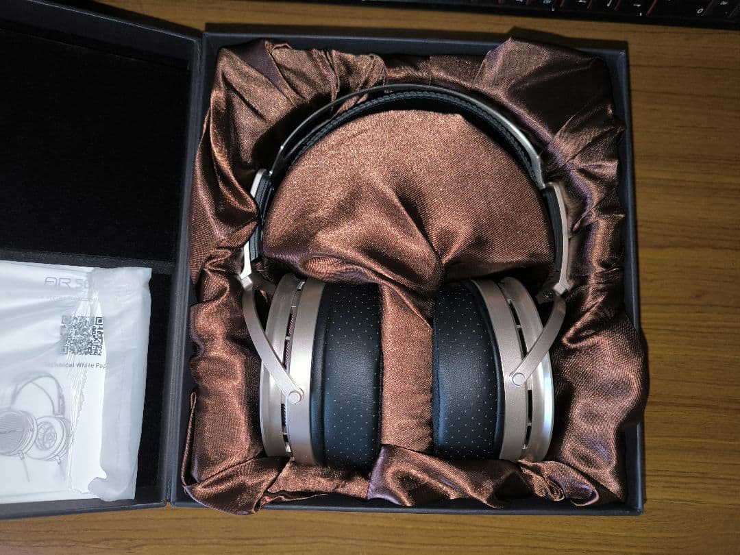 ヘッドホン aune ar5000