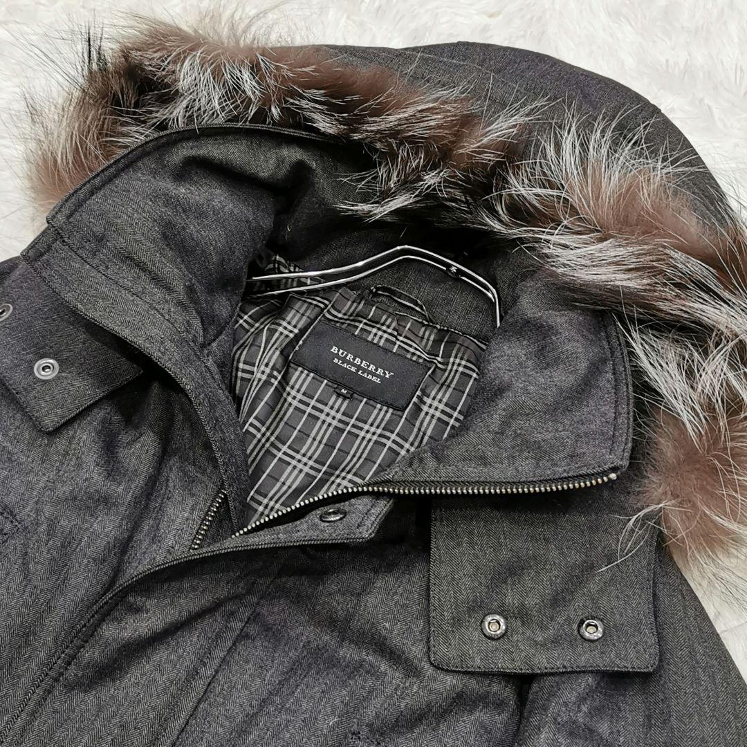 美品 バーバリーブラックレーベル ウール 着脱可ファー付 ダウンコート Mサイズ