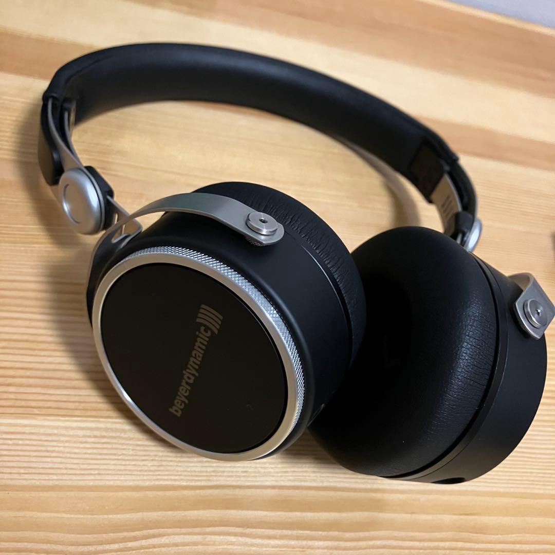 ヘッドホン beyerdynamic AVENTHO WIRED