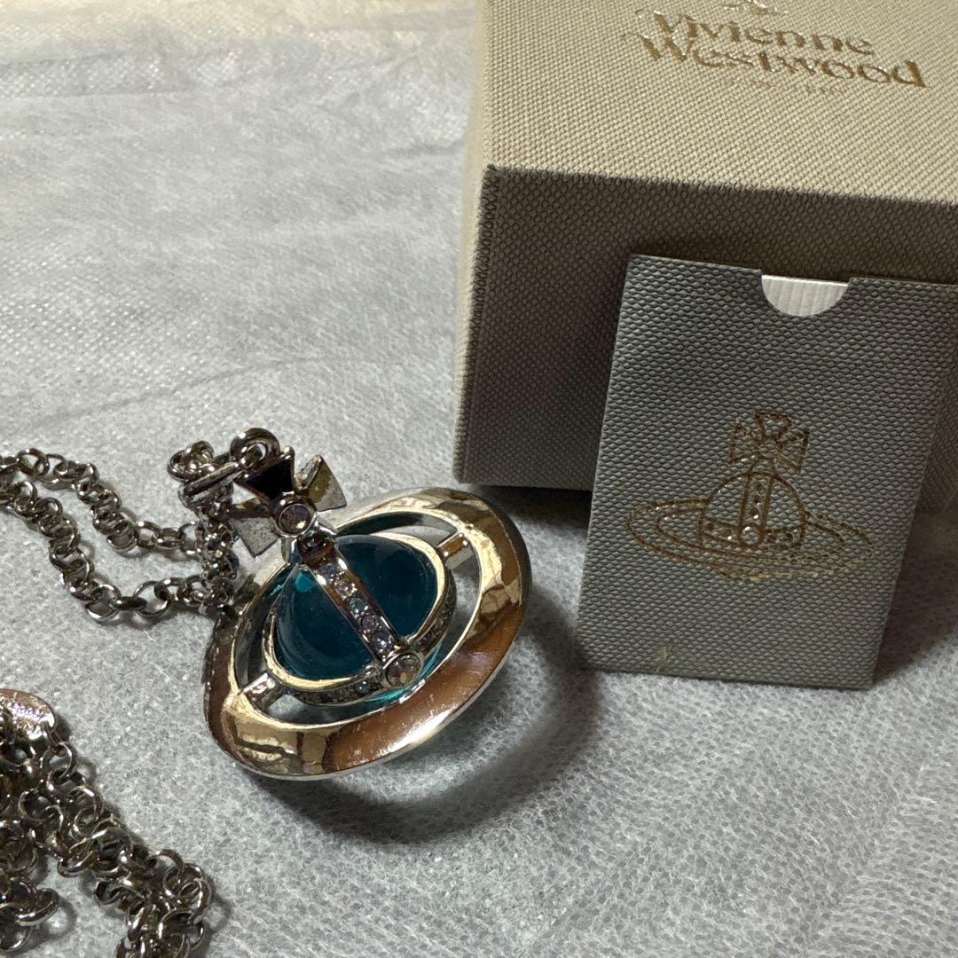 ヴィヴィアンウエストウッド スモールオーブネックレス