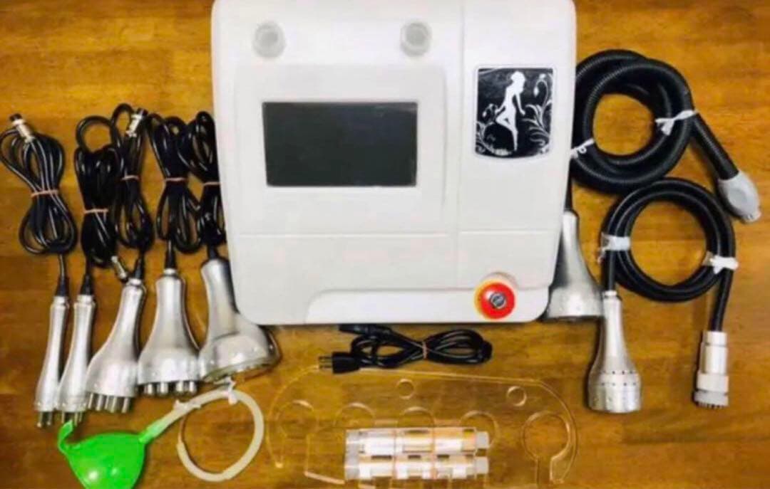 美容機器　キャビテーション　バキューム　 脂肪冷却　業務用エステ機器