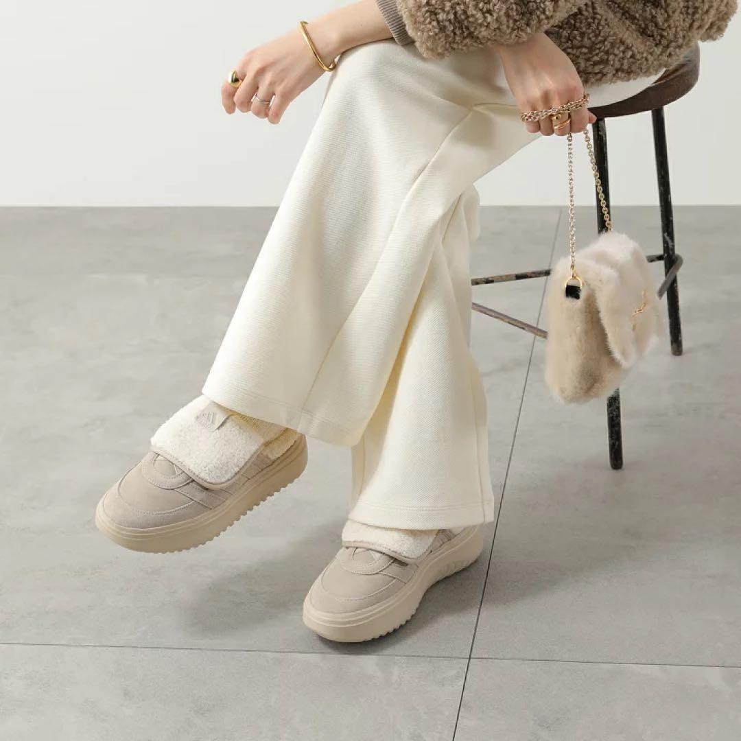 セール✨新品 adidas グランドコートミュール 24 ベージュオフホワイト