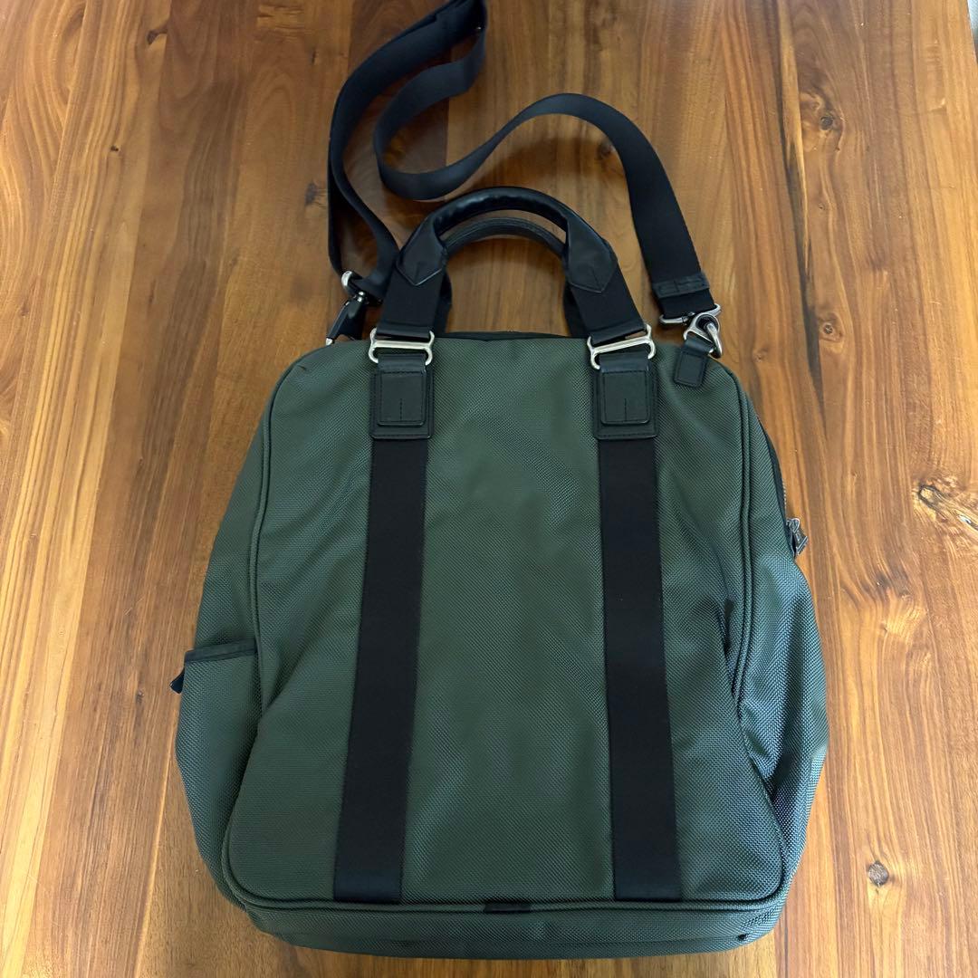 ◎週末限定セール中 TUMI オリーブグリーン ビジネスバッグ 2月末まで出品