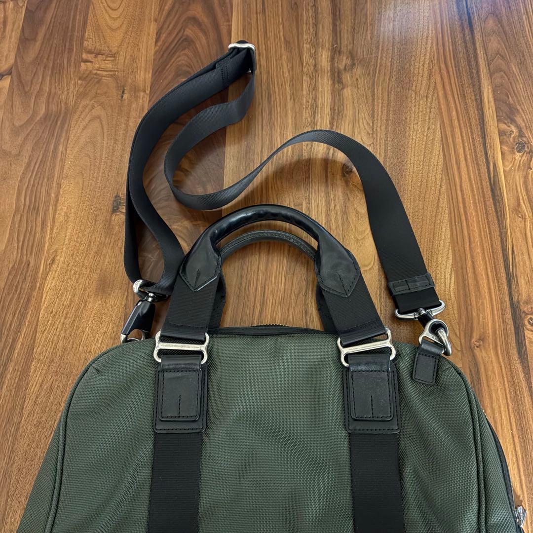 ◎週末限定セール中 TUMI オリーブグリーン ビジネスバッグ 2月末まで出品