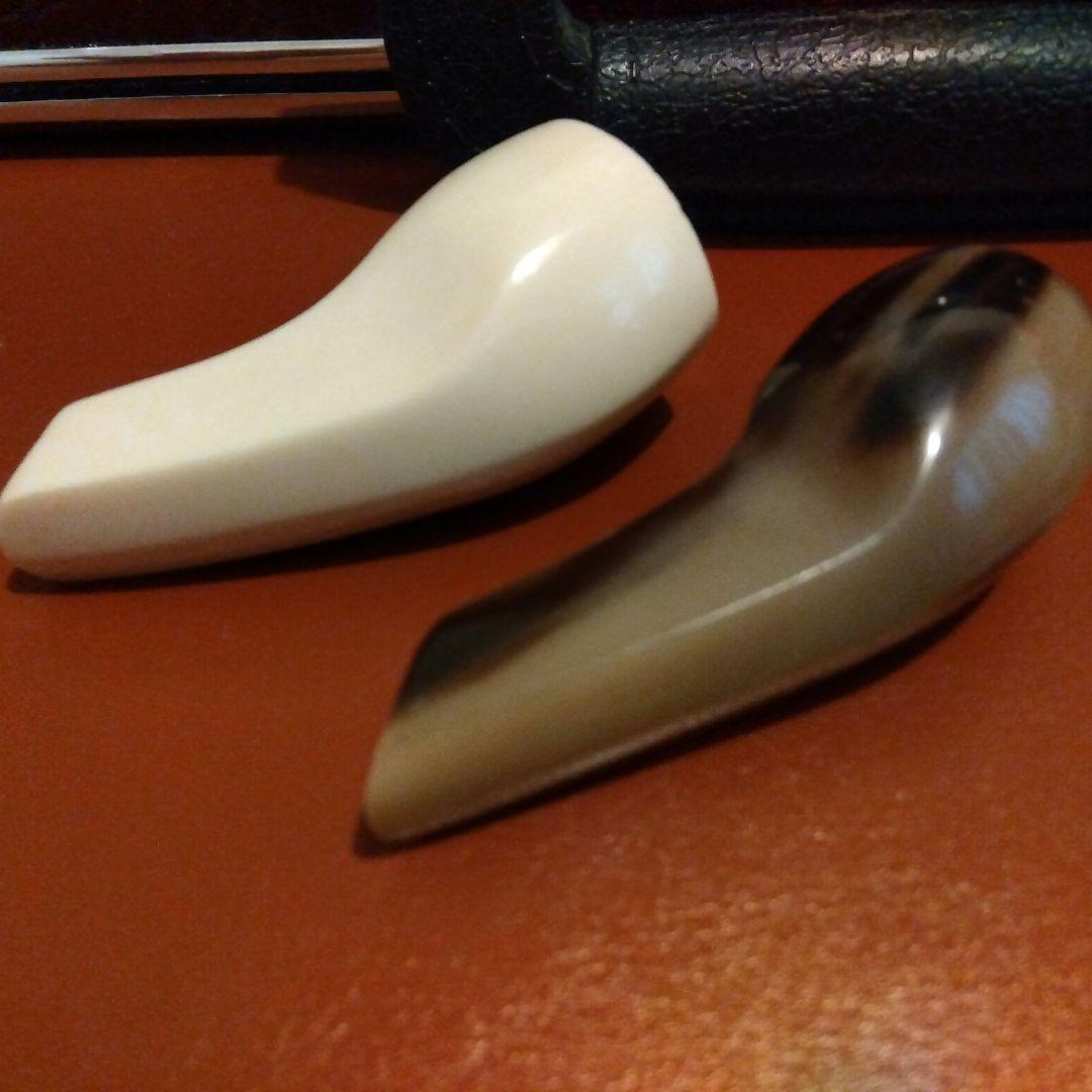 三線本体 蛇皮 金色刺繍 ケース付き