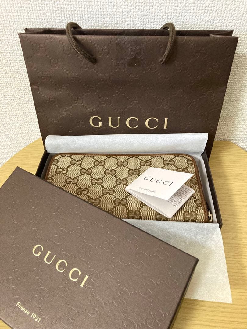 【未使用】GUCCI GGキャンパス　長財布 ベージュ/ブラウン