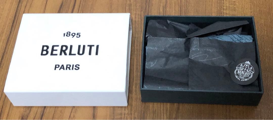 【未使用品】ベルルッティ Berluti シルク ハンカチ