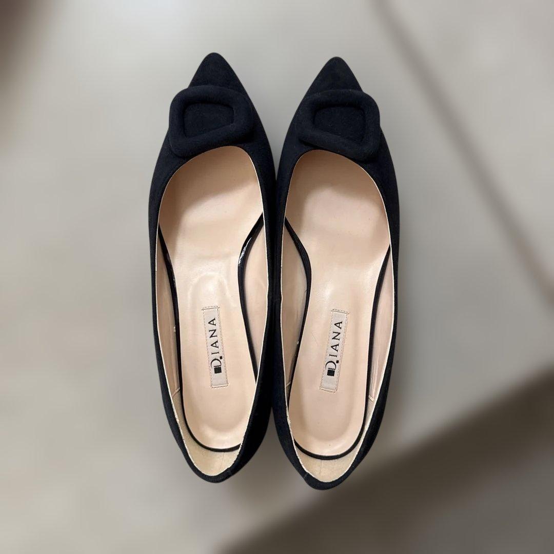 定価16,500円　新品Diana ネイビー ポインテッドトゥ フラットシューズ