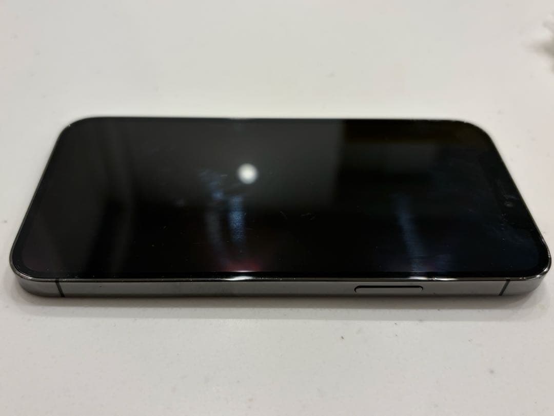 Apple iPhone 12 Pro グラファイト 6.1インチ 256GB