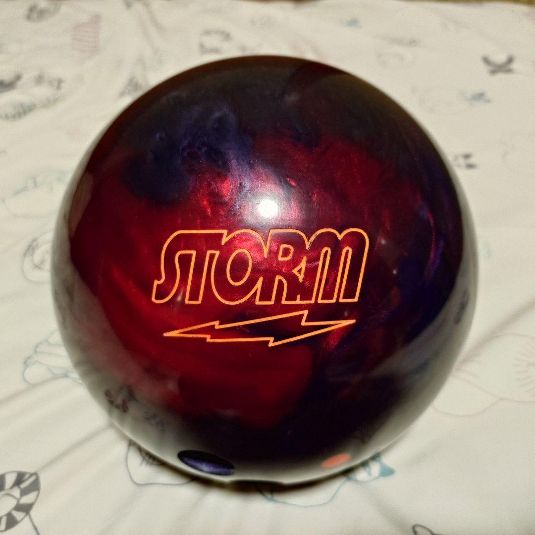 【中古】ボウリングボール マーヴェルパールA.I. 15ポンド3オンス