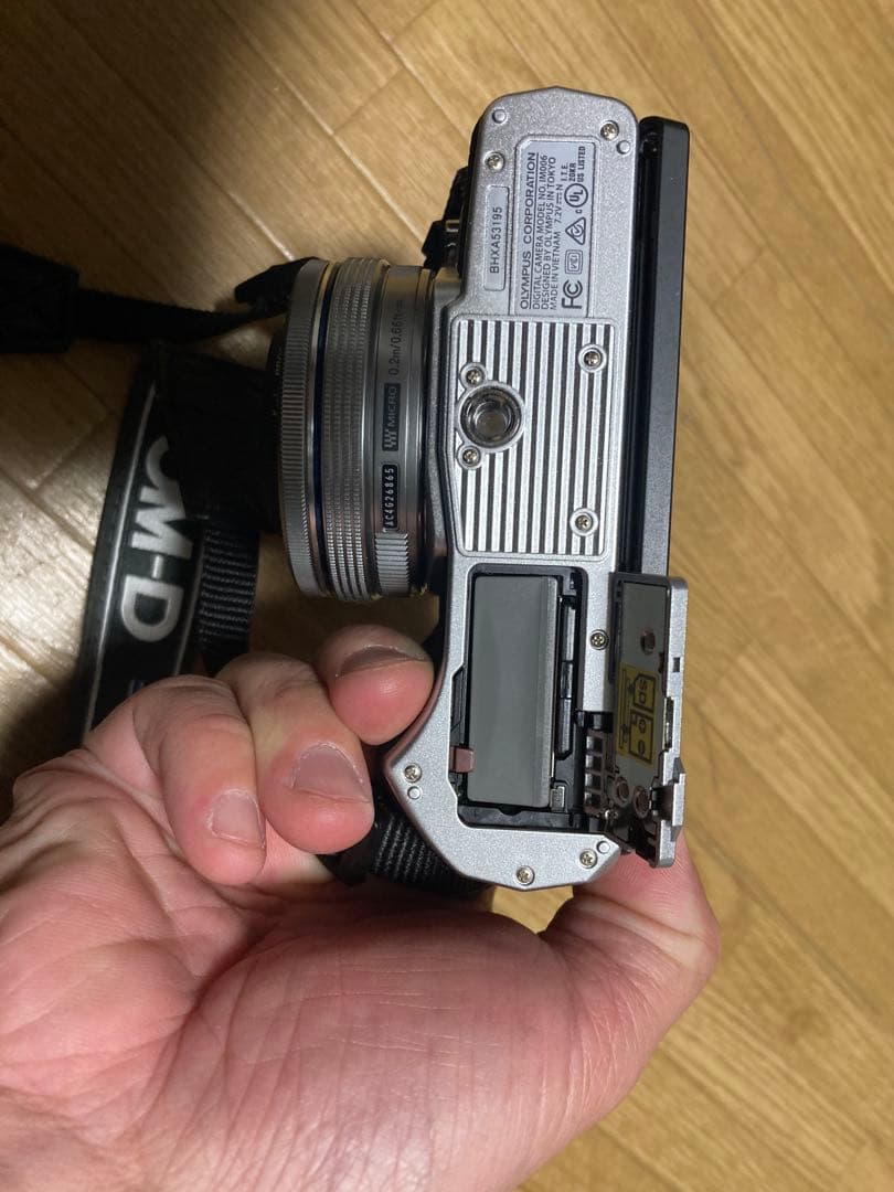 デジタルカメラ OLYMPUS OM-D