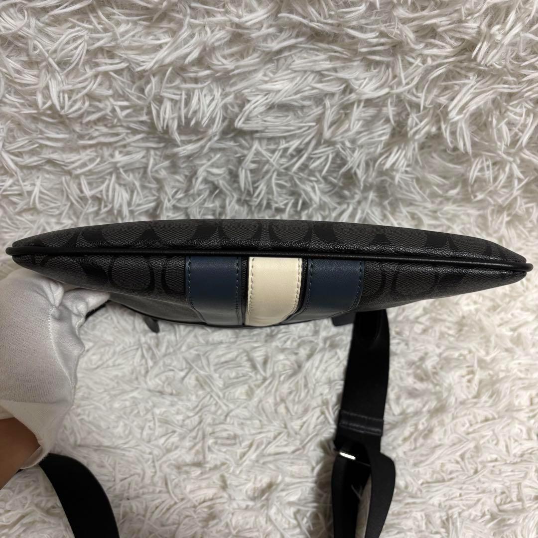 ✨極美品✨コーチ ショルダーバッグ ヴァーシティ ヘリテージ シグネチャー