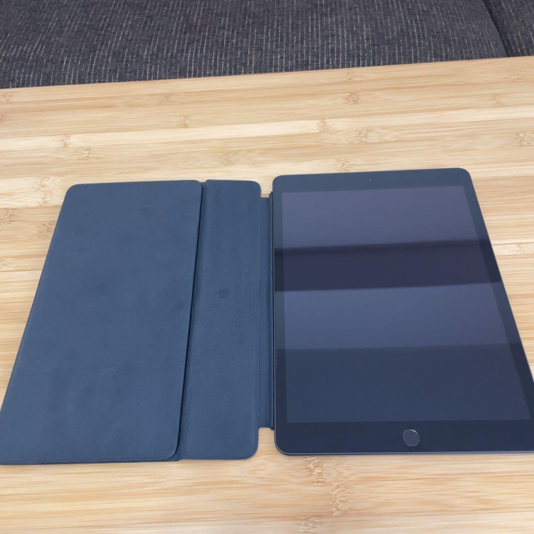 【美品】iPad(第9世代)256GB Wi-Fiモデル　スペースグレー