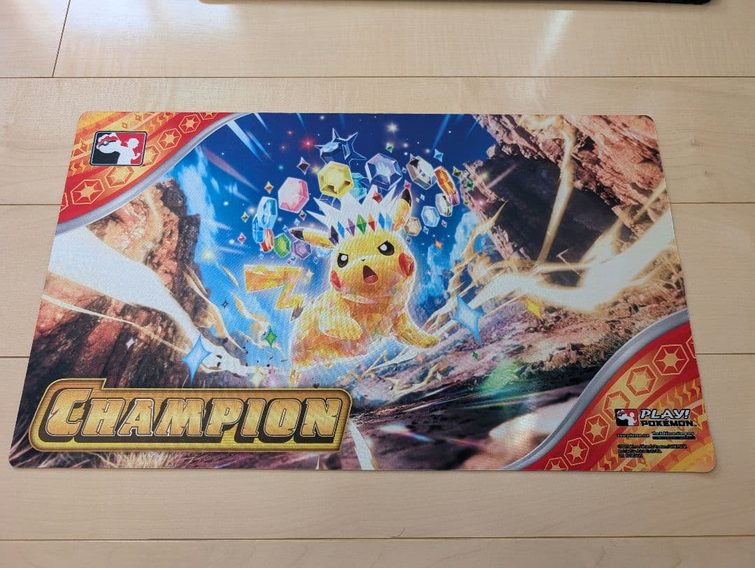 ポケモンカード ピカチュウCHAMPION プレイマット 海外