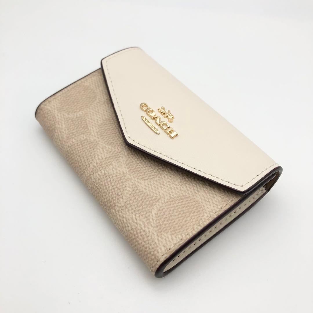 COACH ★大人気★ フラップ カードケース シグネチャー チョーク 新品