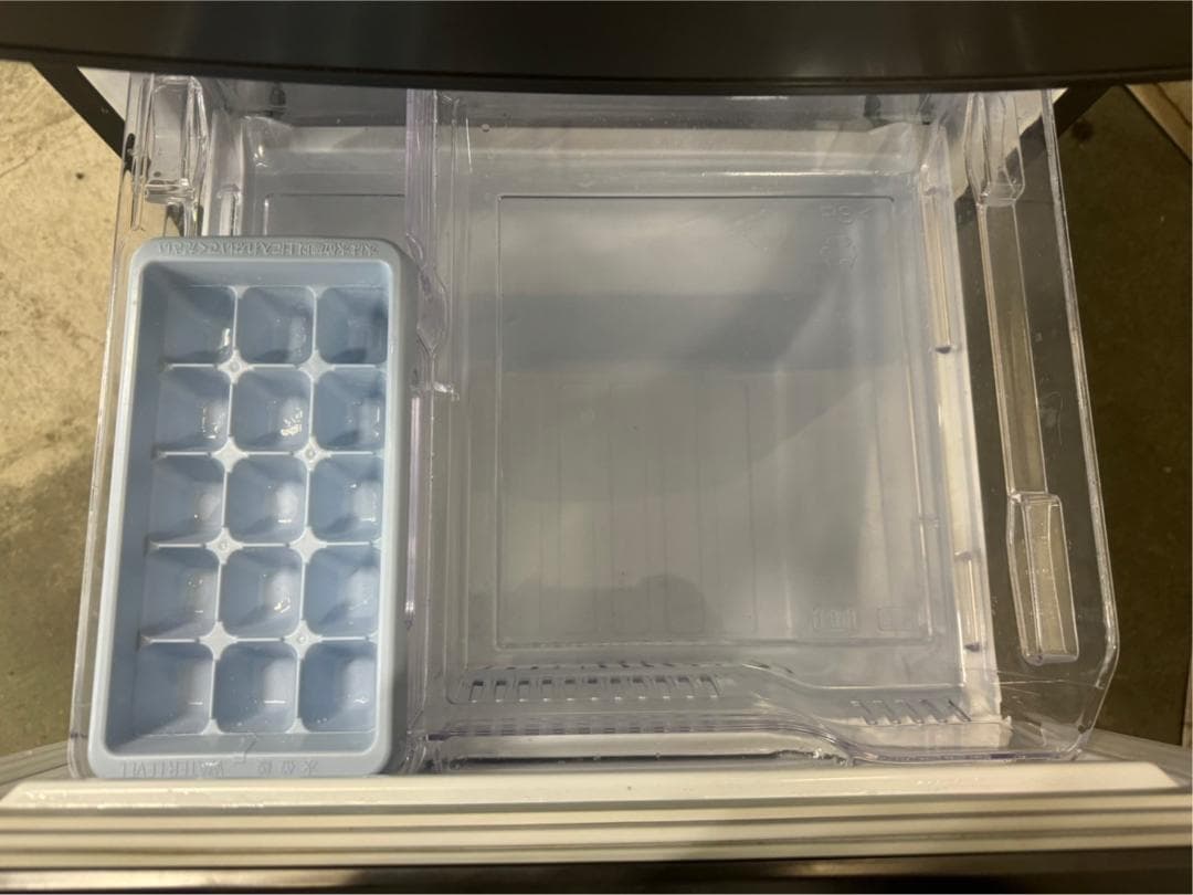 大阪送料無料★3か月保障付き★冷蔵庫★2022年★MR-P15G-H★R-977