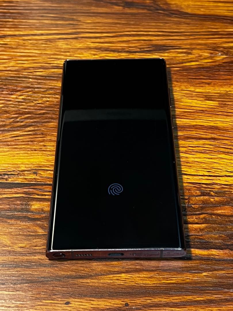 Galaxy S22 Ultra 256GB au版 SIMフリー