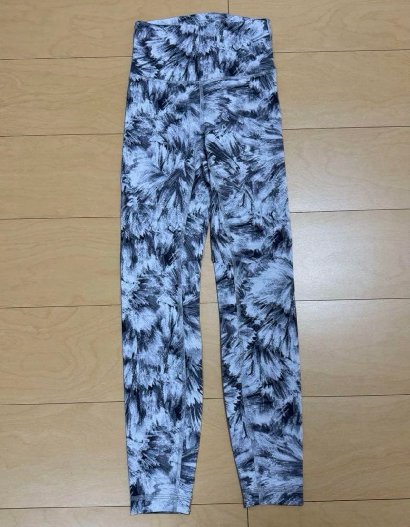 【美品】Lululemon ルルレモン ヨガ レギンス