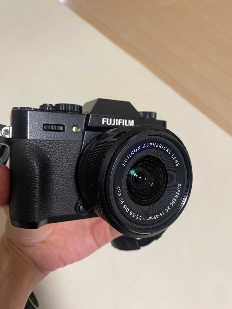 FUJIFILM X-T30 ミラーレス一眼 15-45mmレンズ付き