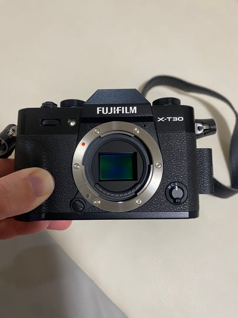 FUJIFILM X-T30 ミラーレス一眼 15-45mmレンズ付き