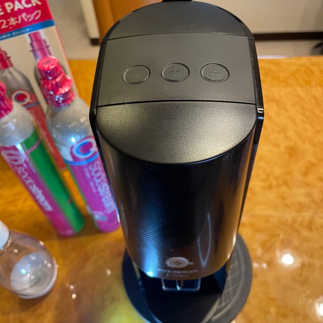 Sodastream E-TERRA ガスシリンダー2本　未使用1Lボトル付き