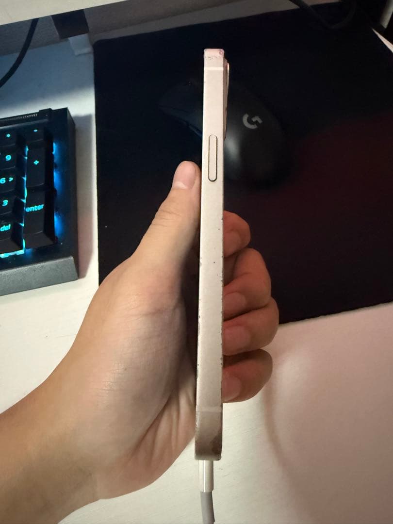 iPhone 13 256g simフリー　通信制限なし　バッテリー70%