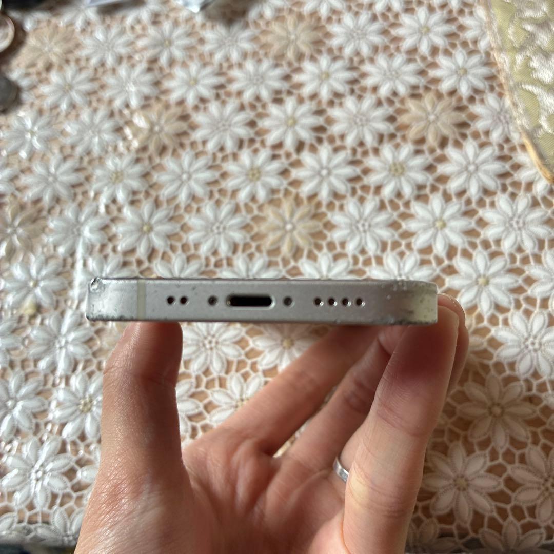 Apple iPhone 12 mini ホワイト 本体　ジャンク品