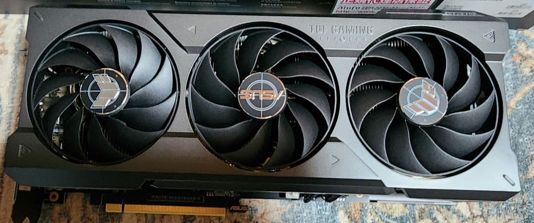 グラフィックボード・グラボ・ビデオカード ASUS TUF Gaming RTX 4070 Ti Super 16GB