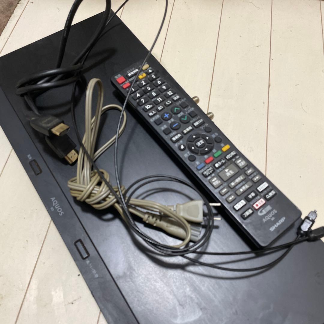 AQUOS ブルーレイレコーダー BD-W500