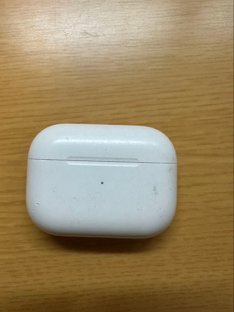 AirPods Pro 第2世代本体 ホワイト 充電ケース付き右耳値下げ交渉可能