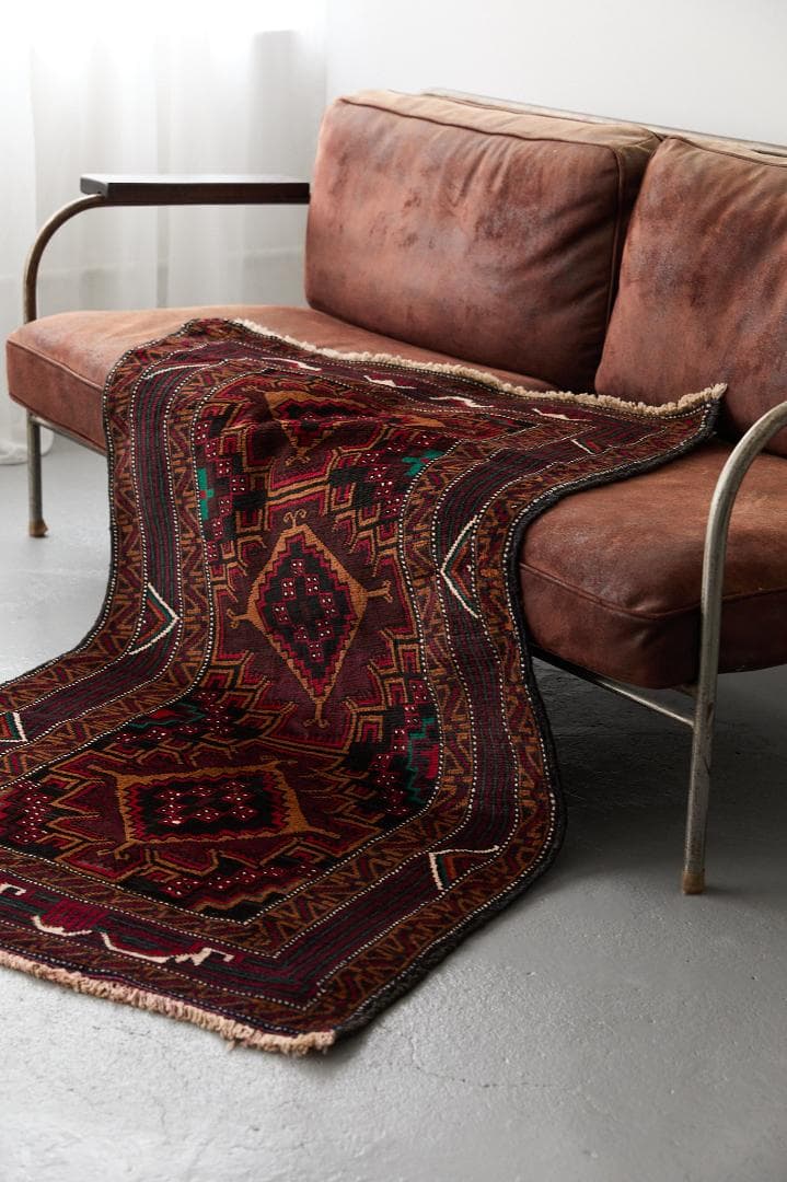 ヴィンテージラグ　トライバルラグ　バルーチ族（149×90cm）黒　紺　茶　緑