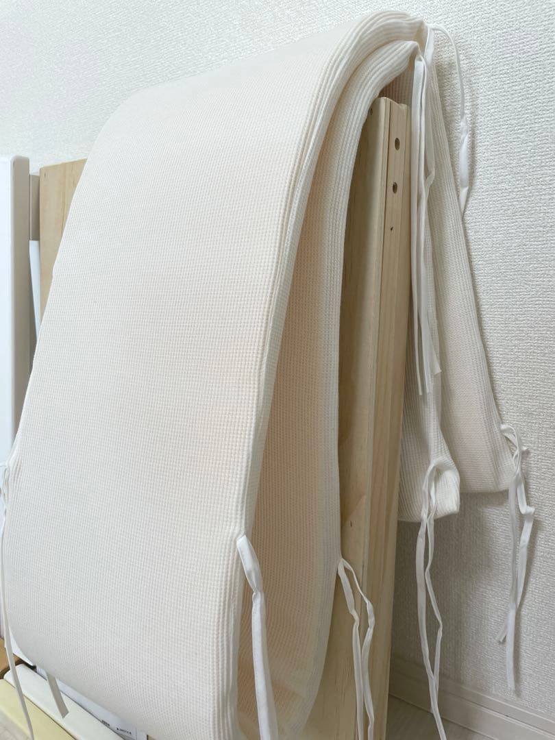 soinel ベビーベッド ホワイト(専用マットレス・ベッドガード付)