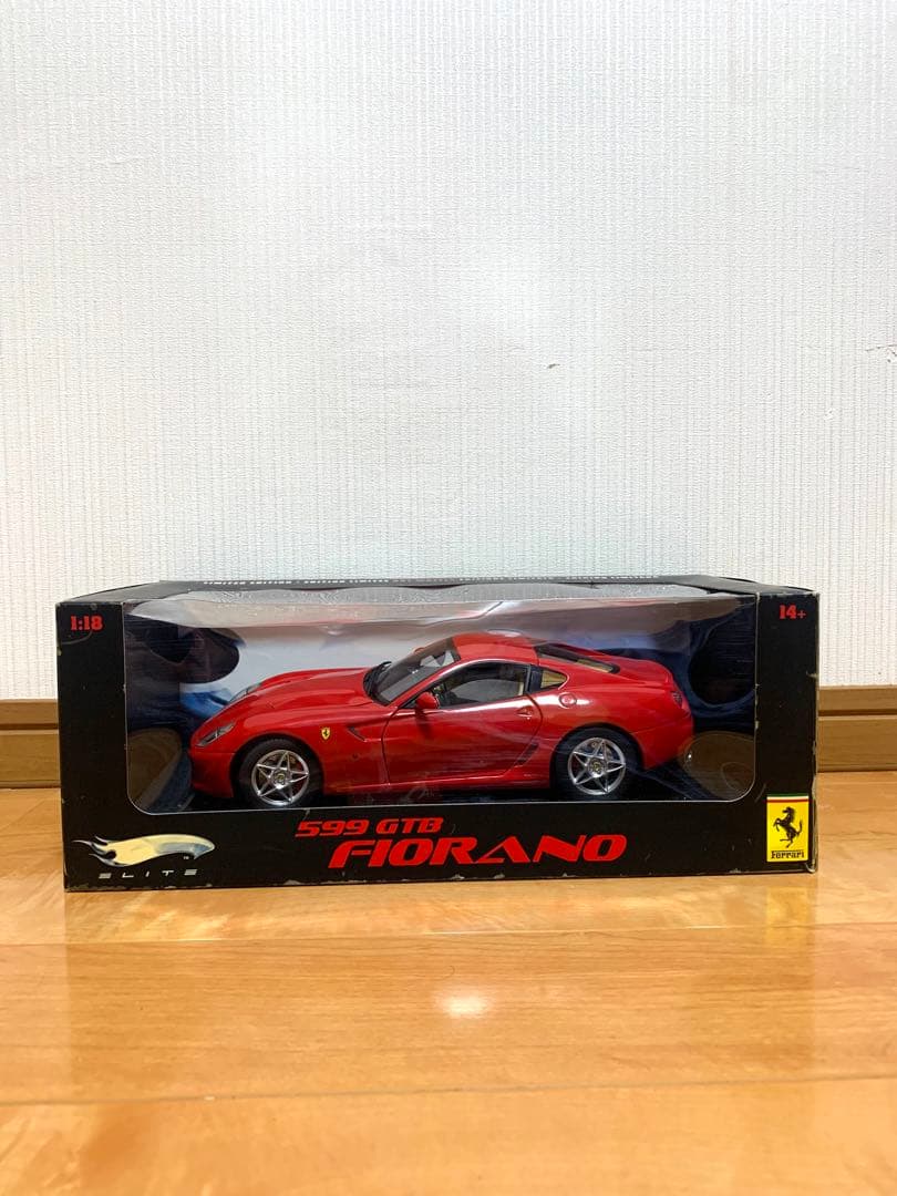 ミニカー Ferrari 599 GTB Fiorano 1/18