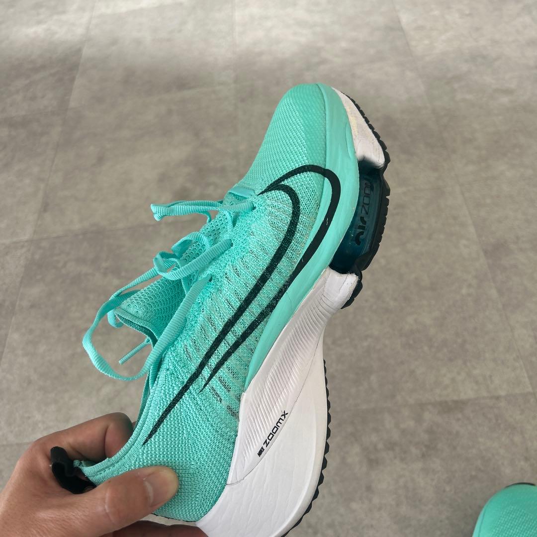 ナイキ　エア ズーム テンポ ネクスト% フライニット　ウィメンズ25.5センチ