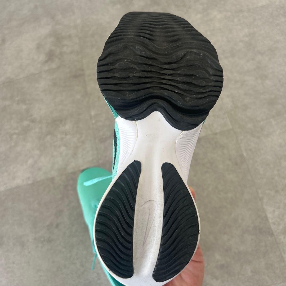 ナイキ　エア ズーム テンポ ネクスト% フライニット　ウィメンズ25.5センチ