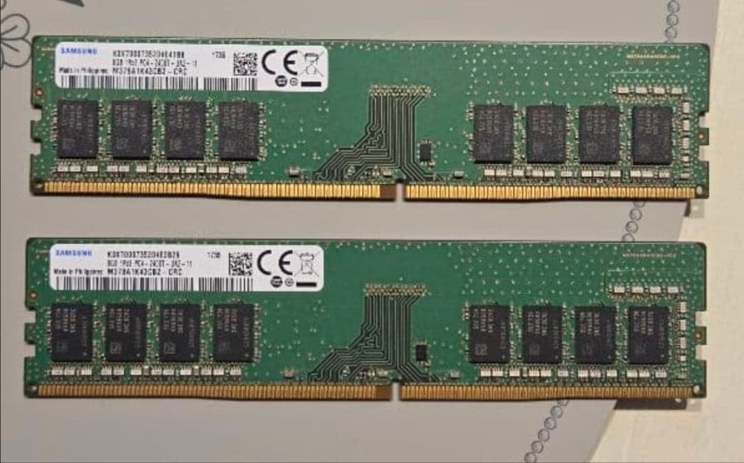 Samsung DDR4 8GB メモリ 2400MHz